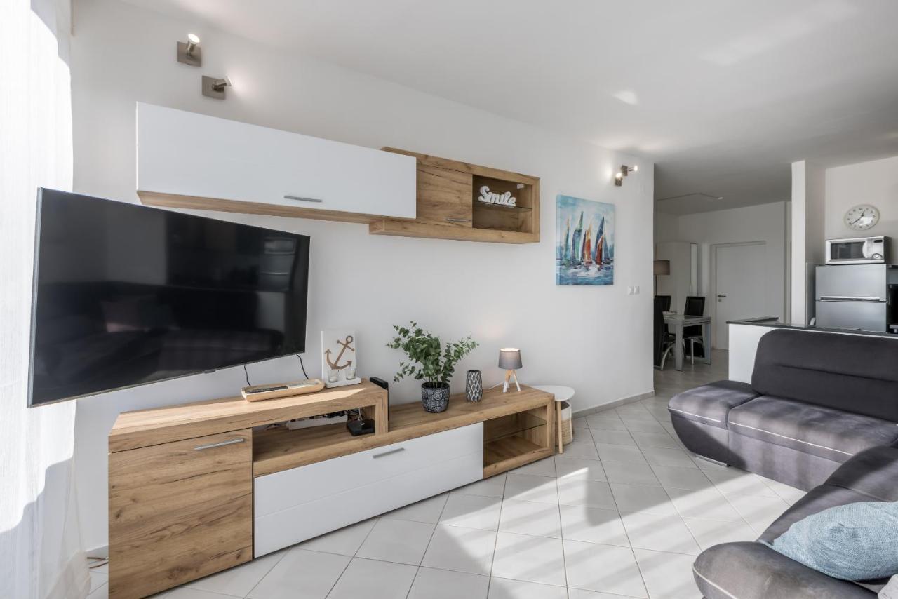 Sundowners Apartment, 52Qm, Double & Single Bed, 10 Min From Old Town Of Split Luaran gambar