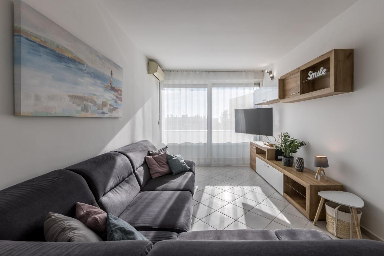 Sundowners Apartment, 52Qm, Double & Single Bed, 10 Min From Old Town Of Split Luaran gambar