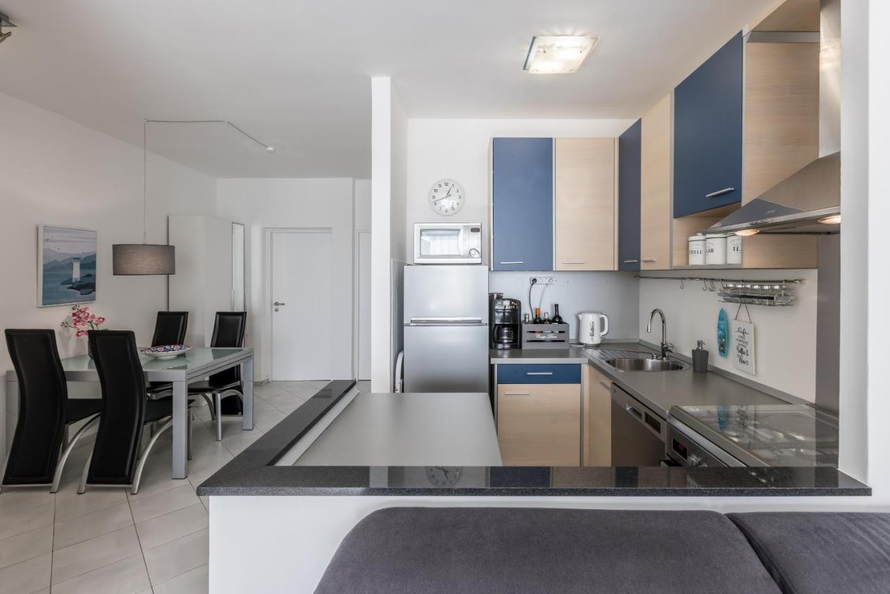 Sundowners Apartment, 52Qm, Double & Single Bed, 10 Min From Old Town Of Split Luaran gambar